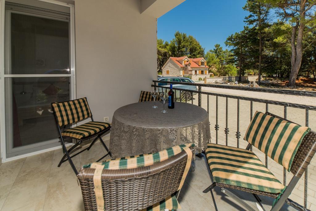 Apartments Boras Вир Екстер'єр фото