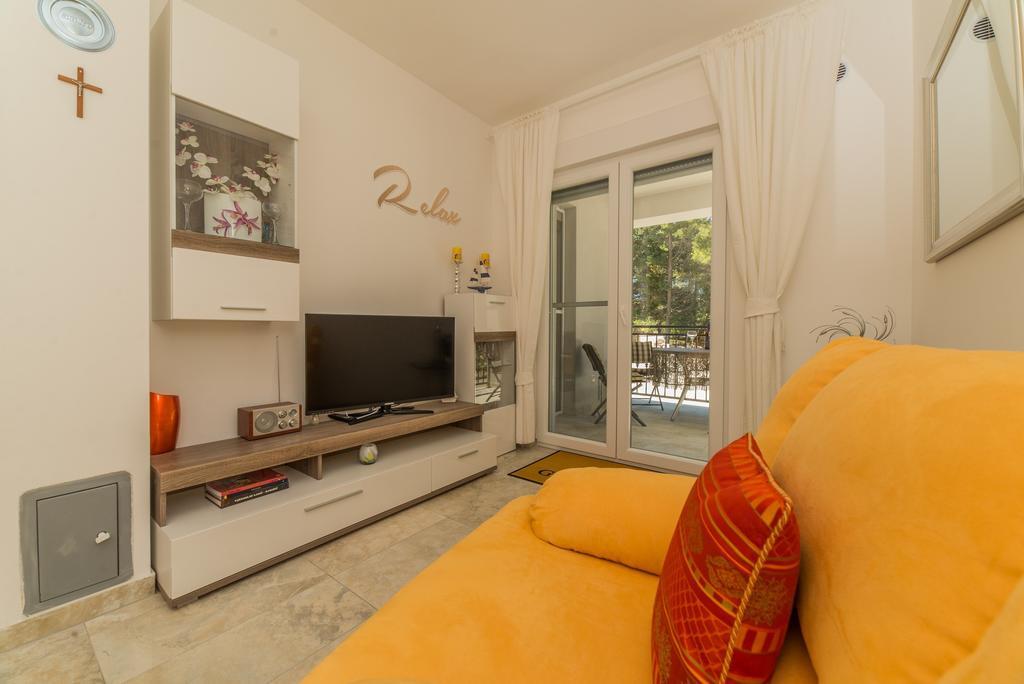 Apartments Boras Вир Екстер'єр фото